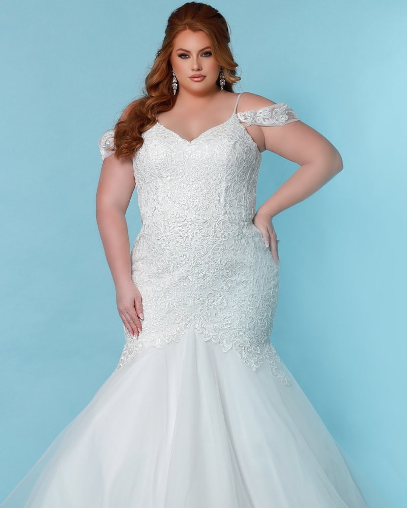 Front of a model wearing a size 18 Tamara Wedding Dress in Ivory by Sydney's Closet. | dia_product_style_image_id:286741